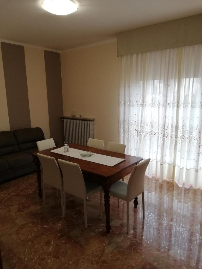 דסנזאנו דל גארדה Cinzia'S Holiday Home מראה חיצוני תמונה