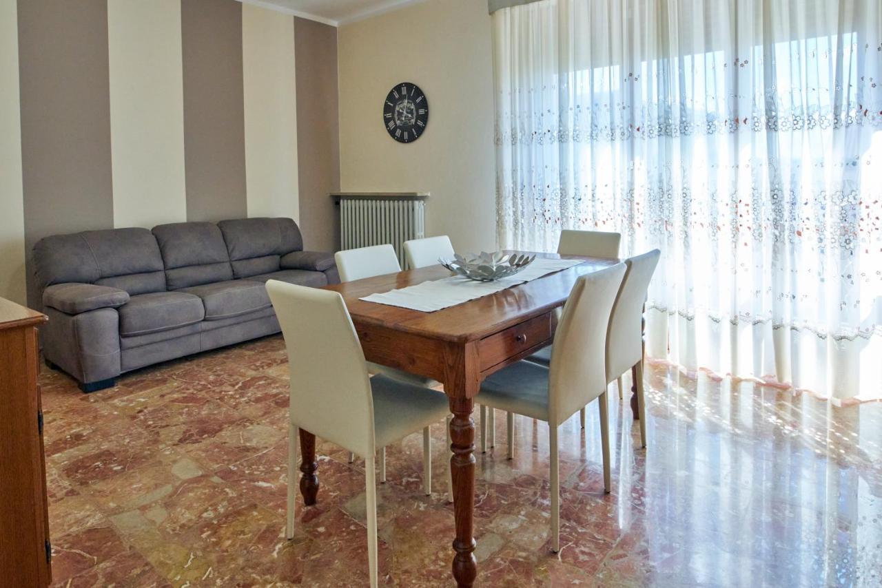 דסנזאנו דל גארדה Cinzia'S Holiday Home מראה חיצוני תמונה
